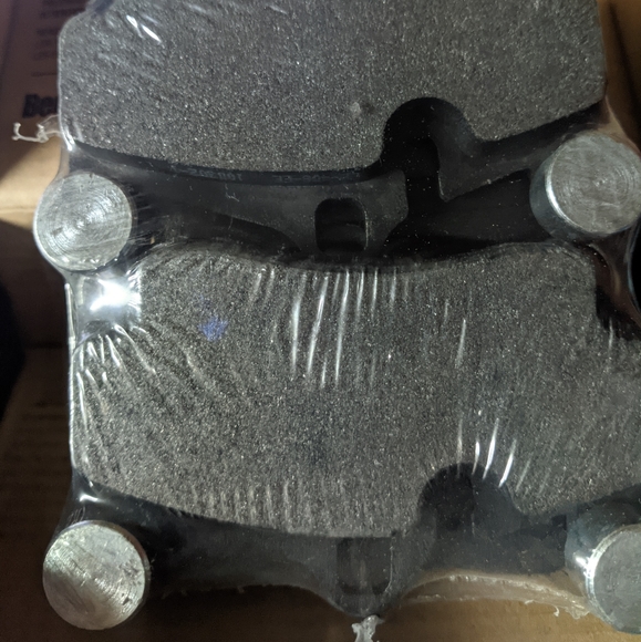 Brake Pads - REAR - Picture 3 of 4